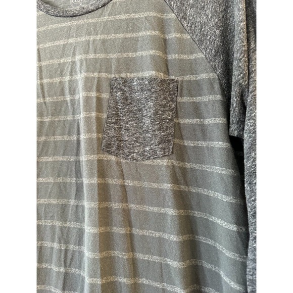 RIP CURL Men's Stripe T-Shirt Top - Picture 4 of 9